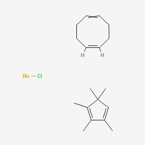 molecular formula C18H28ClRu B1489993 Chloro(pentamethylcyclopentadienyl)(cyclooctadiene)ruthenium(II) CAS No. 92390-26-6