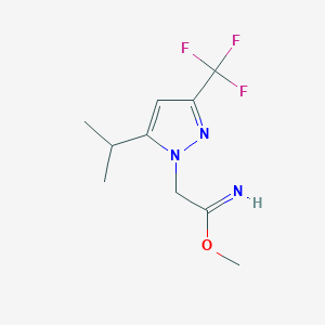 molecular formula C10H14F3N3O B1490189 methyl 2-(5-isopropyl-3-(trifluoromethyl)-1H-pyrazol-1-yl)acetimidate CAS No. 2098132-77-3