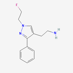 molecular formula C13H16FN3 B1491218 2-(1-(2-fluoroethyl)-3-phenyl-1H-pyrazol-4-yl)ethan-1-amine CAS No. 2098021-84-0