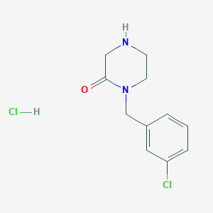 molecular formula C11H14Cl2N2O B1491778 1-[(3-Chlorophenyl)methyl]piperazin-2-one hydrochloride CAS No. 1394041-02-1