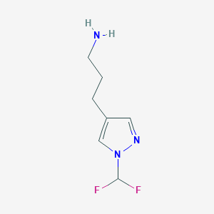 molecular formula C7H11F2N3 B1492258 3-[1-(difluoromethyl)-1H-pyrazol-4-yl]propan-1-amine CAS No. 2097978-06-6