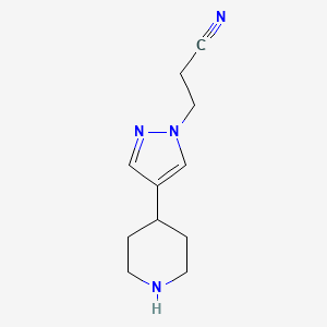 molecular formula C11H16N4 B1492315 3-[4-(piperidin-4-yl)-1H-pyrazol-1-yl]propanenitrile CAS No. 2091299-56-6