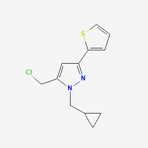 molecular formula C12H13ClN2S B1492692 5-(chloromethyl)-1-(cyclopropylmethyl)-3-(thiophen-2-yl)-1H-pyrazole CAS No. 2091197-53-2