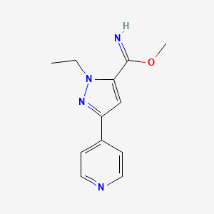 molecular formula C12H14N4O B1492752 methyl 1-ethyl-3-(pyridin-4-yl)-1H-pyrazole-5-carbimidate CAS No. 2098005-20-8