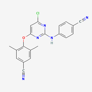 molecular formula C20H14ClN5O B1493754 4-((6-Chloro-2-((4-cyanophenyl)amino)pyrimidin-4-yl)oxy)-3,5-dimethylbenzonitrile CAS No. 1070377-34-2