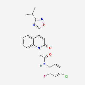 molecular formula C22H18ClFN4O3 B14963972 N-(4-chloro-2-fluorophenyl)-2-{2-oxo-4-[3-(propan-2-yl)-1,2,4-oxadiazol-5-yl]quinolin-1(2H)-yl}acetamide 