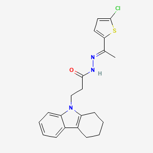 molecular formula C21H22ClN3OS B15035642 N'-[(1E)-1-(5-chlorothiophen-2-yl)ethylidene]-3-(1,2,3,4-tetrahydro-9H-carbazol-9-yl)propanehydrazide 