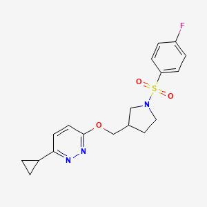 molecular formula C18H20FN3O3S B15117187 3-Cyclopropyl-6-{[1-(4-fluorobenzenesulfonyl)pyrrolidin-3-yl]methoxy}pyridazine 