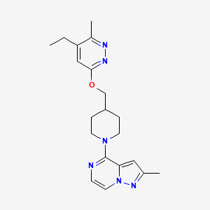 molecular formula C20H26N6O B15117801 4-Ethyl-3-methyl-6-[(1-{2-methylpyrazolo[1,5-a]pyrazin-4-yl}piperidin-4-yl)methoxy]pyridazine 