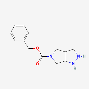 molecular formula C13H17N3O2 B15132309 benzyl 2,3,3a,4,6,6a-hexahydro-1H-pyrrolo[3,4-c]pyrazole-5-carboxylate 