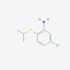 5-Chloro-2-(propan-2-ylsulfanyl)aniline