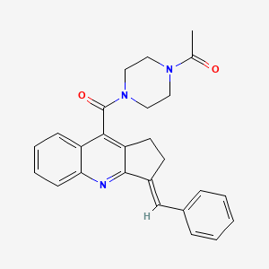 molecular formula C26H25N3O2 B1517407 1-{4-[3-(phenylmethylidene)-1H,2H,3H-cyclopenta[b]quinoline-9-carbonyl]piperazin-1-yl}ethan-1-one CAS No. 1090542-32-7