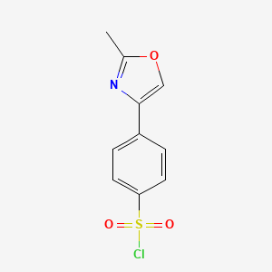 molecular formula C10H8ClNO3S B1517510 4-(2-甲基-1,3-恶唑-4-基)苯磺酰氯 CAS No. 1086376-81-9
