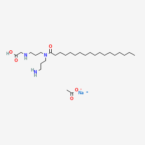 molecular formula C28H56N3NaO5 B15180709 N-(3-((3-Aminopropyl)(1-oxooctadecyl)amino)propyl)aminoacetate sodium monoacetate CAS No. 94158-93-7