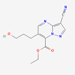 molecular formula C13H14N4O3 B1518905 Ethyl 3-cyano-6-(3-hydroxypropyl)pyrazolo[1,5-a]pyrimidine-7-carboxylate CAS No. 1111447-30-3