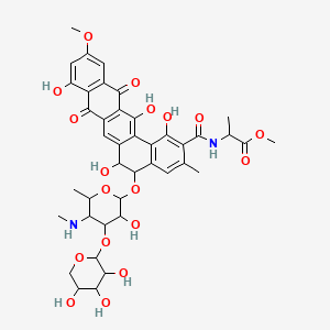 molecular formula C41H46N2O18 B15193339 D-Alanine, N-((5-((4,6-dideoxy-4-(methylamino)-3-O-beta-D-xylopyranosyl-beta-D-galactopyranosyl)oxy)-5,6,8,13-tetrahydro-1,6,9,14-tetrahydroxy-11-methoxy-3-methyl-8,13-dioxobenzo(a)naphthacen-2-yl)carbonyl)-, methyl ester, (5S-trans)- CAS No. 148763-56-8