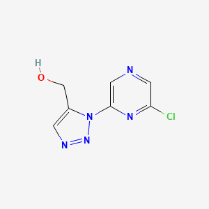 molecular formula C7H6ClN5O B1520721 [1-(6-chloropyrazin-2-yl)-1H-1,2,3-triazol-5-yl]methanol CAS No. 1240528-59-9