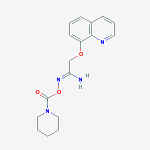 molecular formula C17H20N4O3 B15212237 N-((Piperidine-1-carbonyl)oxy)-2-(quinolin-8-yloxy)acetimidamide 