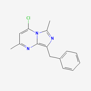 molecular formula C15H14ClN3 B15212690 8-Benzyl-4-chloro-2,6-dimethylimidazo[1,5-a]pyrimidine CAS No. 88875-09-6