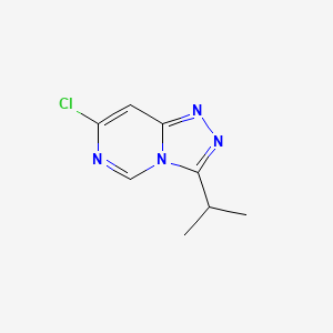 molecular formula C8H9ClN4 B1521617 7-Chloro-3-(propan-2-yl)-[1,2,4]triazolo[4,3-c]pyrimidine CAS No. 1094425-28-1