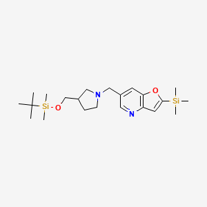 B1521778 6-((3-((tert-Butyldimethylsilyloxy)methyl)pyrrolidin-1-yl)methyl)-2-(trimethylsilyl)furo[3,2-b]pyridine CAS No. 1188993-09-0