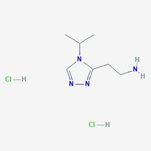 molecular formula C7H16Cl2N4 B1523267 2-[4-(propan-2-yl)-4H-1,2,4-triazol-3-yl]ethan-1-amine dihydrochloride CAS No. 1269151-72-5