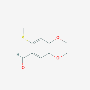 molecular formula C10H10O3S B1524743 7-(Methylsulfanyl)-2,3-dihydro-1,4-benzodioxine-6-carbaldehyde CAS No. 1354951-92-0