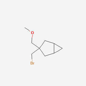 molecular formula C9H15BrO B15259712 3-(Bromomethyl)-3-(methoxymethyl)bicyclo[3.1.0]hexane 