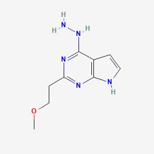 molecular formula C9H13N5O B15261378 4-Hydrazinyl-2-(2-methoxyethyl)-7H-pyrrolo[2,3-d]pyrimidine 