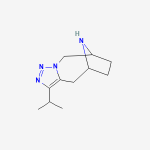 molecular formula C11H18N4 B15265643 6-(Propan-2-yl)-3,4,5,12-tetraazatricyclo[7.2.1.0,3,7]dodeca-4,6-diene 