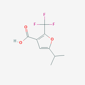 molecular formula C9H9F3O3 B15268638 5-(Propan-2-yl)-2-(trifluoromethyl)furan-3-carboxylic acid 
