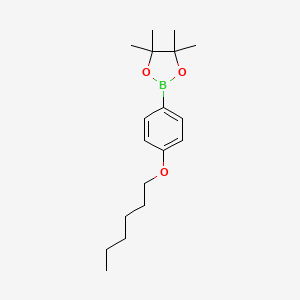 B1527740 2-[4-(Hexyloxy)phenyl]-4,4,5,5-tetramethyl-1,3,2-dioxaborolane CAS No. 921937-76-0