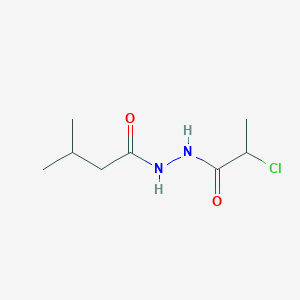molecular formula C8H15ClN2O2 B1527932 N'-(2-chloropropanoyl)-3-methylbutanehydrazide CAS No. 1311317-45-9