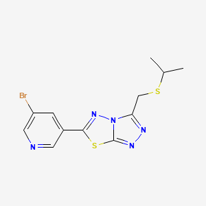 molecular formula C12H12BrN5S2 B15281901 6-(5-Bromo-3-pyridinyl)-3-[(isopropylsulfanyl)methyl][1,2,4]triazolo[3,4-b][1,3,4]thiadiazole 