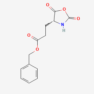 molecular formula C13H13NO5 B1528363 Benzyl (R)-2,5-Dioxooxazolidine-4-propanoate CAS No. 13822-45-2