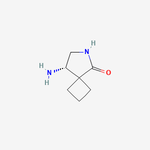 (8S)-8-Amino-6-azaspiro[3.4]octan-5-one