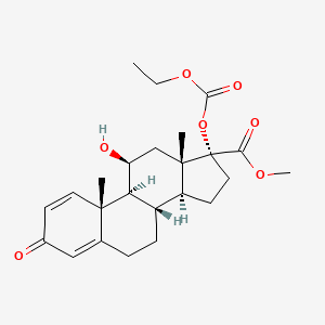 molecular formula C24H32O7 B15292868 methyl (8S,9S,10R,11S,13S,14S,17R)-17-ethoxycarbonyloxy-11-hydroxy-10,13-dimethyl-3-oxo-7,8,9,11,12,14,15,16-octahydro-6H-cyclopenta[a]phenanthrene-17-carboxylate 