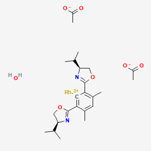 molecular formula C24H35N2O7Rh B1529472 Bis(acetato)aqua[(S,S)-4,6-bis(4-isopropyl-2-oxazolin-2-yl)-m-xylene]rhodium CAS No. 929896-28-6