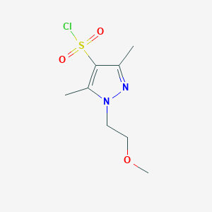 molecular formula C8H13ClN2O3S B1530258 1-(2-methoxyethyl)-3,5-dimethyl-1H-pyrazole-4-sulfonyl chloride CAS No. 1183972-27-1