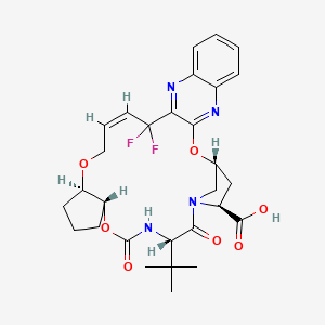 molecular formula C29H34F2N4O7 B1530473 (33R,35S,91R,92R,5S,E)-5-(tert-butyl)-14,14-difluoro-4,7-dioxo-2,8,10-trioxa-6-aza-1(2,3)-quinoxalina-3(3,1)-pyrrolidina-9(1,2)-cyclopentanacyclotetradecaphan-12-ene-35-carboxylic acid CAS No. 1365970-48-4