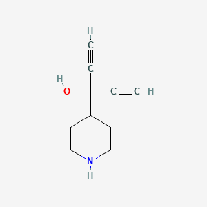 molecular formula C10H13NO B1530854 3-Hydroxy-3-(4-piperidyl)-1,4-pentadiyne CAS No. 1824056-69-0