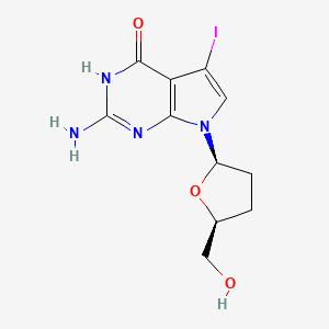 molecular formula C11H13IN4O3 B1530895 2-amino-7-((2R,5S)-5-(hydroxymethyl)tetrahydrofuran-2-yl)-5-iodo-3,7-dihydro-4H-pyrrolo[2,3-d]pyrimidin-4-one CAS No. 114748-67-3