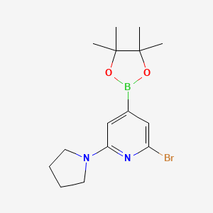 molecular formula C15H22BBrN2O2 B1531056 2-Bromo-6-(pyrrolidin-1-yl)-4-(4,4,5,5-tetramethyl-1,3,2-dioxaborolan-2-yl)pyridine CAS No. 1150271-64-9