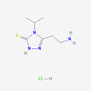 molecular formula C7H15ClN4S B1532276 5-(2-aminoethyl)-4-(propan-2-yl)-4H-1,2,4-triazole-3-thiol hydrochloride CAS No. 1258652-25-3
