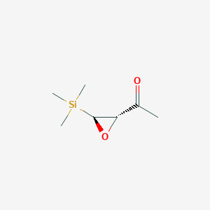 B153306 1-[(2S,3S)-3-trimethylsilyloxiran-2-yl]ethanone CAS No. 136158-37-7