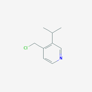 molecular formula C9H12ClN B15331223 4-(Chloromethyl)-3-isopropylpyridine 