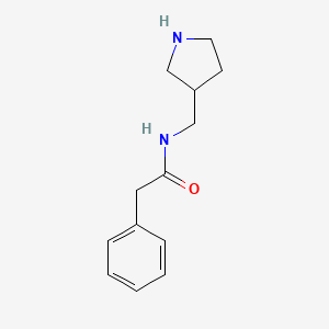 molecular formula C13H18N2O B15358984 2-phenyl-N-(pyrrolidin-3-ylmethyl)acetamide 