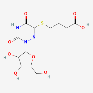 molecular formula C12H17N3O8S B15376543 4-[[2-[3,4-Dihydroxy-5-(hydroxymethyl)oxolan-2-yl]-3,5-dioxo-1,2,4-triazin-6-yl]sulfanyl]butanoic acid CAS No. 84608-19-5