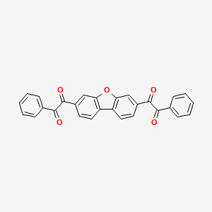 molecular formula C28H16O5 B15396074 Ethanedione, 1,1a(2)-(3,7-dibenzofurandiyl)bis[2-phenyl- CAS No. 162853-60-3