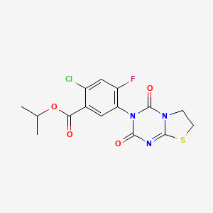 molecular formula C15H13ClFN3O4S B15417411 Benzoic acid, 2-chloro-5-(6,7-dihydro-2,4-dioxo-2H-thiazolo(3,2-a)-1,3,5-triazin-3(4H)-yl)-4-fluoro-, 1-methylethyl ester CAS No. 133762-97-7